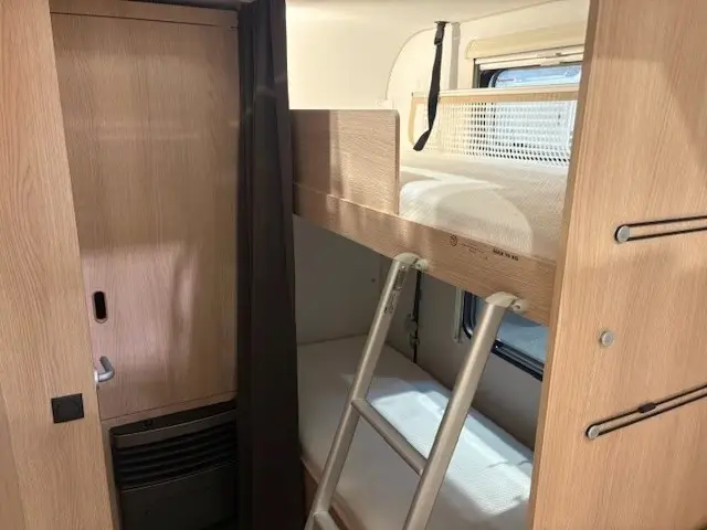 Etagenbetten des Adria Aviva 522 PT